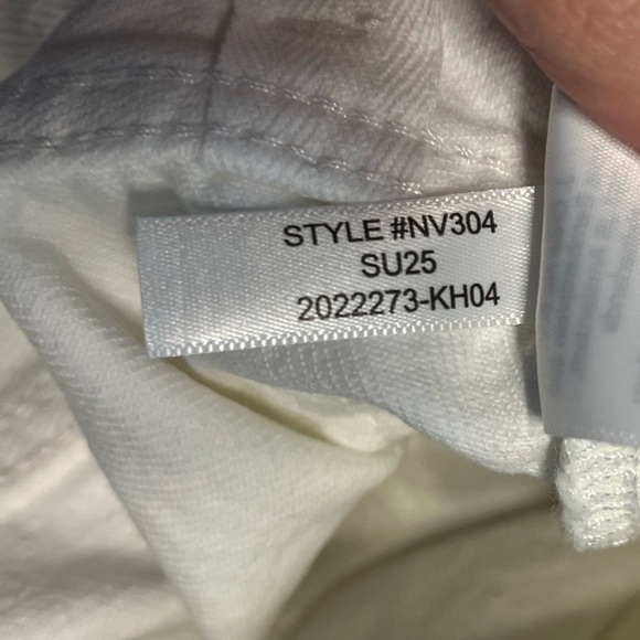 Madewell The Brynn Long Jean Shorts in Pure White raw hem waist 26 New relaxed - Picture 14 of 14